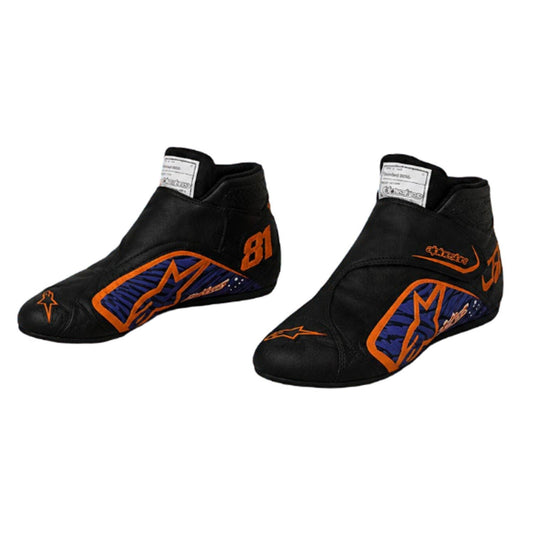 Oscar Piastri 2026 Racing Shoes Replica: a pair of Alpinestars racing boots in black, featuring vibrant orange and blue accents on the toe and heel sections, with the number 81 printed on the side.