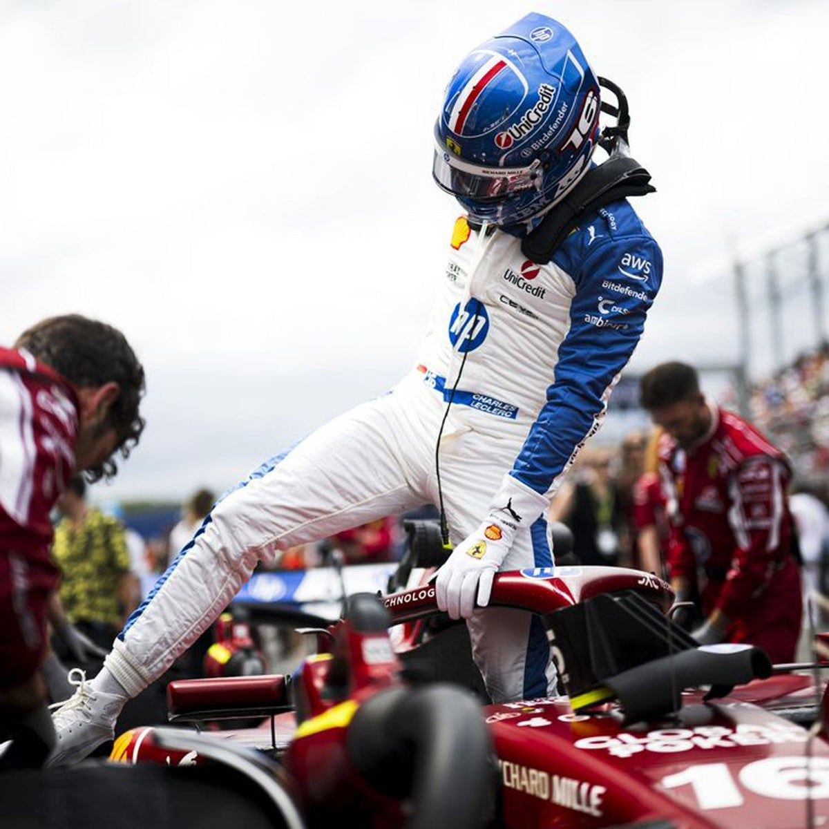 Charles Leclerc Miami GP 2025 Racing Suit Replica: charles Leclerc F1 Race Replica Ferrari Miami GP Motorsport Suit.